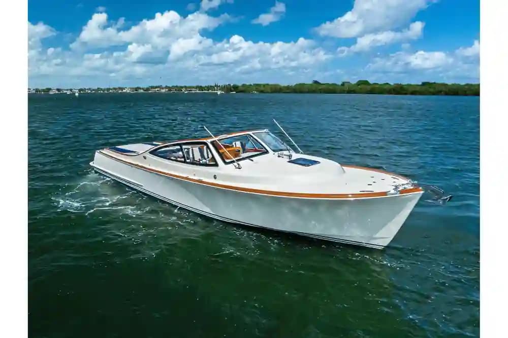 Hinckley Yachts Talaria 38R for Sale
