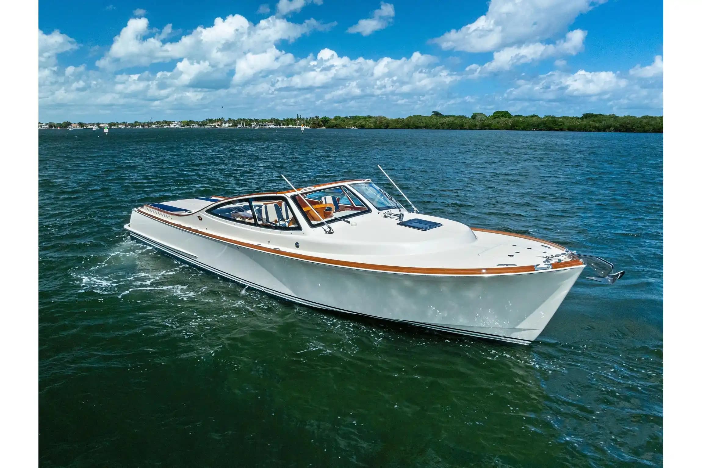 Hinckley Yachts Talaria 38R for Sale