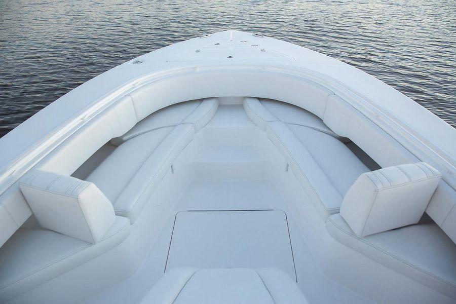 2023 Fountain Powerboats 34CC