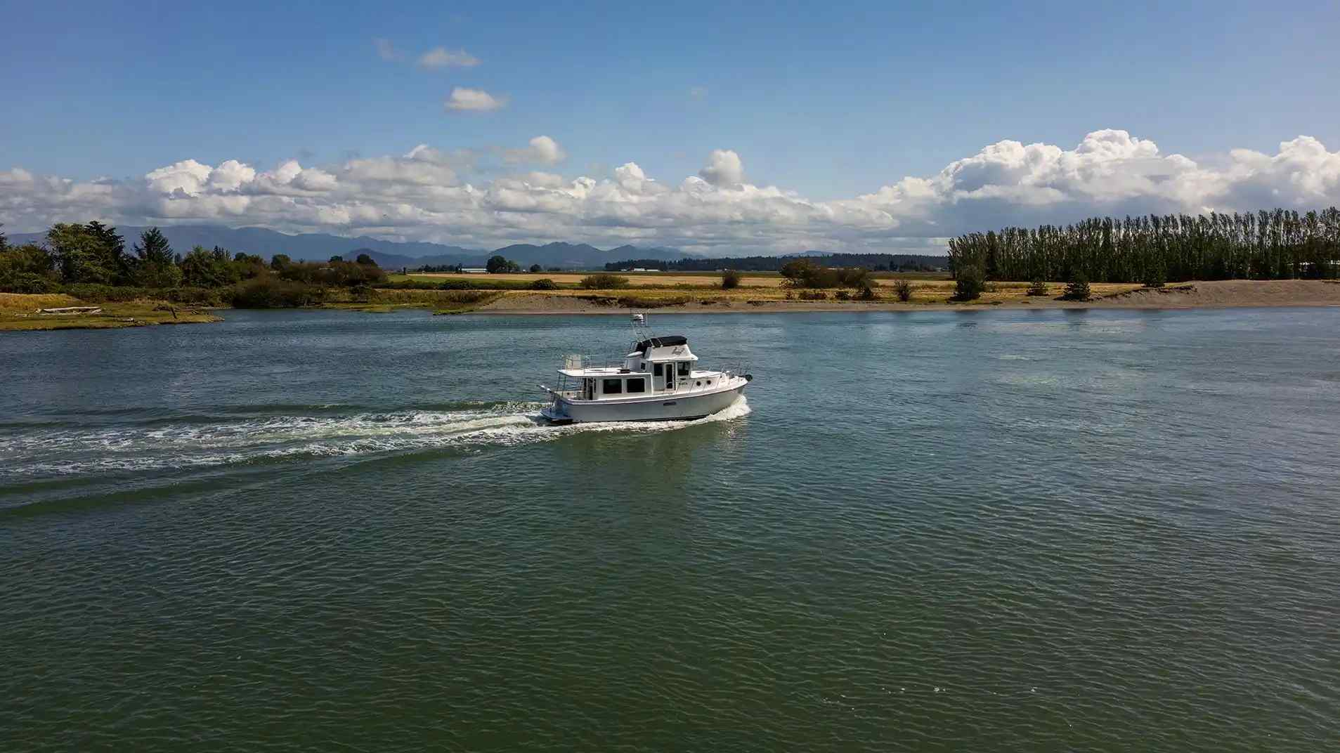 Yacht