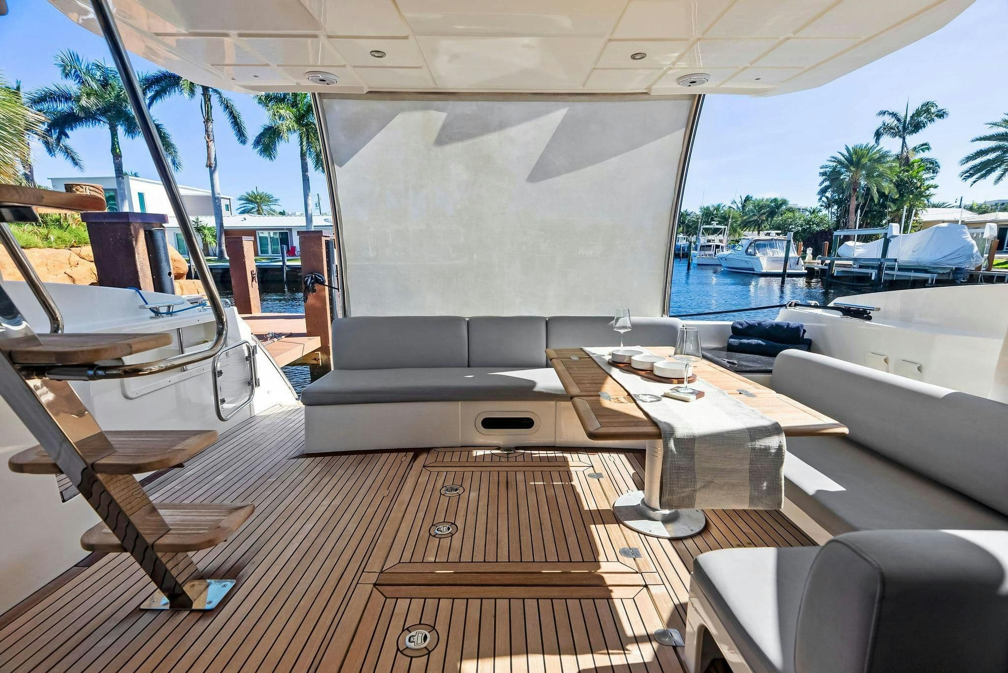 2013 Absolute 55 Fly for Sale in Pompano Beach, Florida Flybridge 2