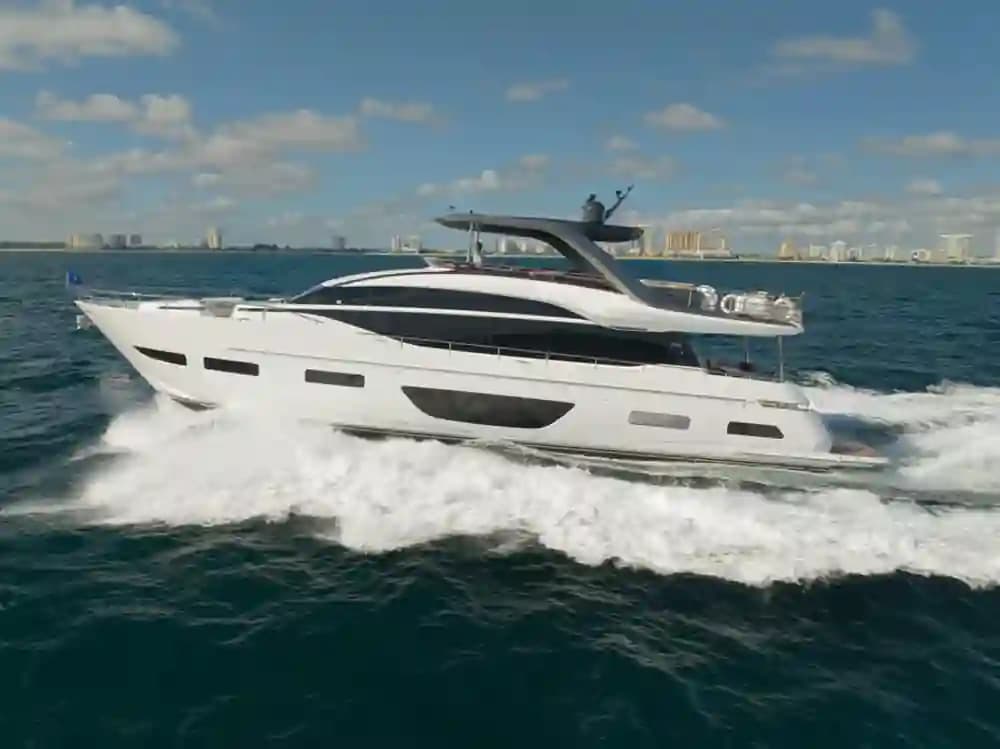 2022 Princess Yachts Y85 Sold in Miami Beach, Florida Flybridge 3