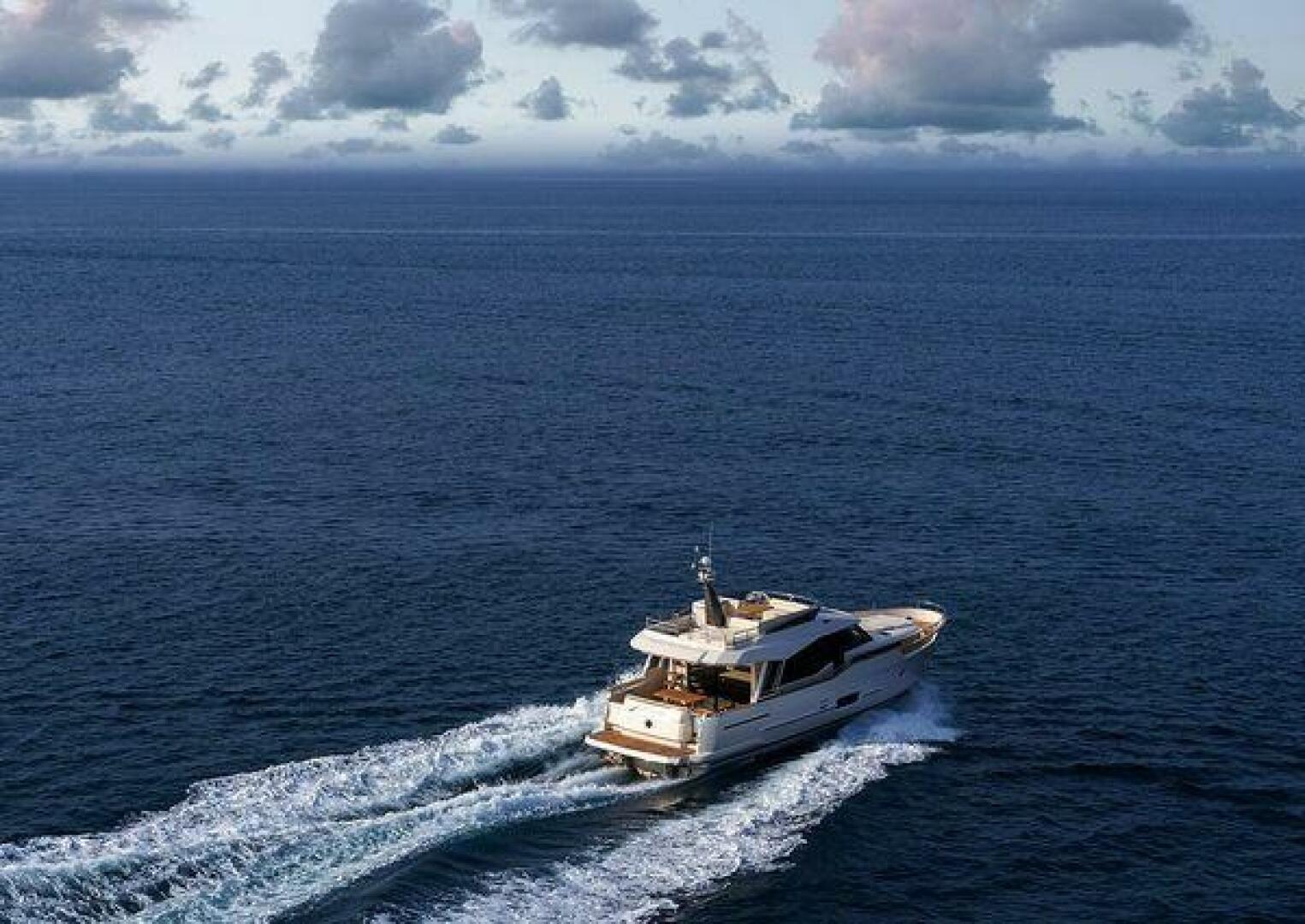 Greenline Yachts 48 Fly For Sale