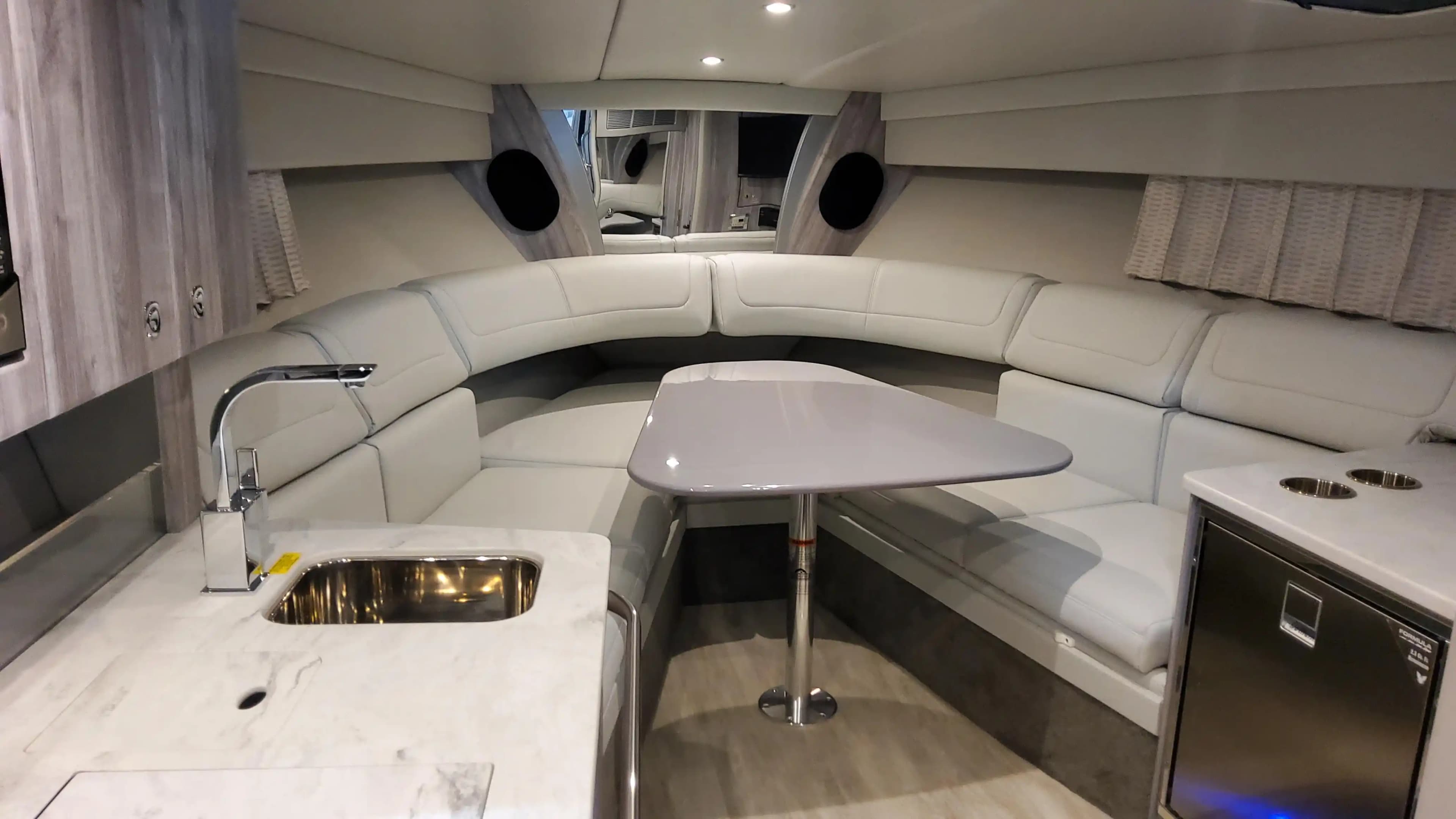 2024 Formula Boats 350 Sun Sport for Sale in Coconut Grove, Florida Cruiser 3