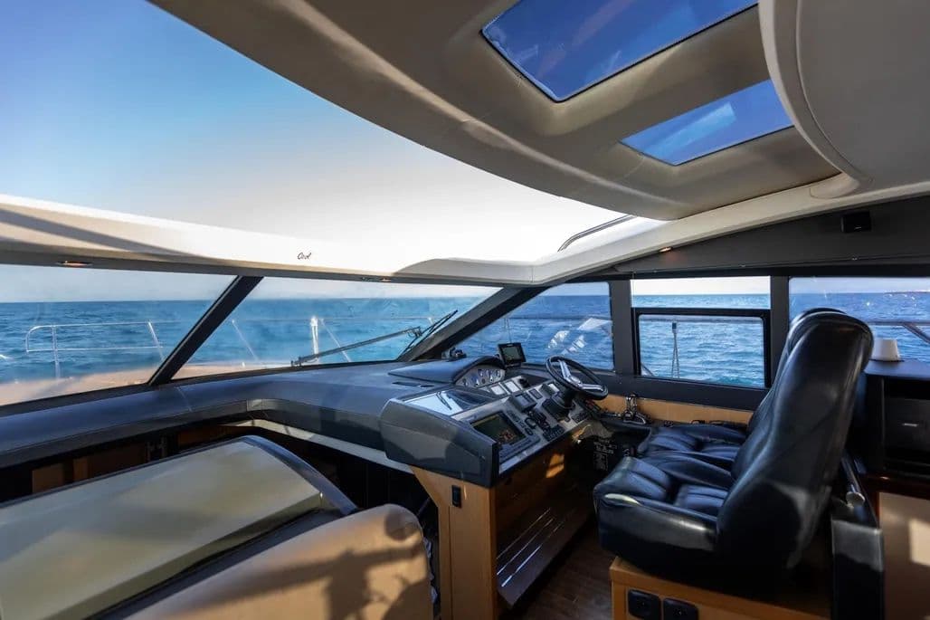 2012 Princess Yachts V52 for Sale in Gammarth, TN Cruiser 2