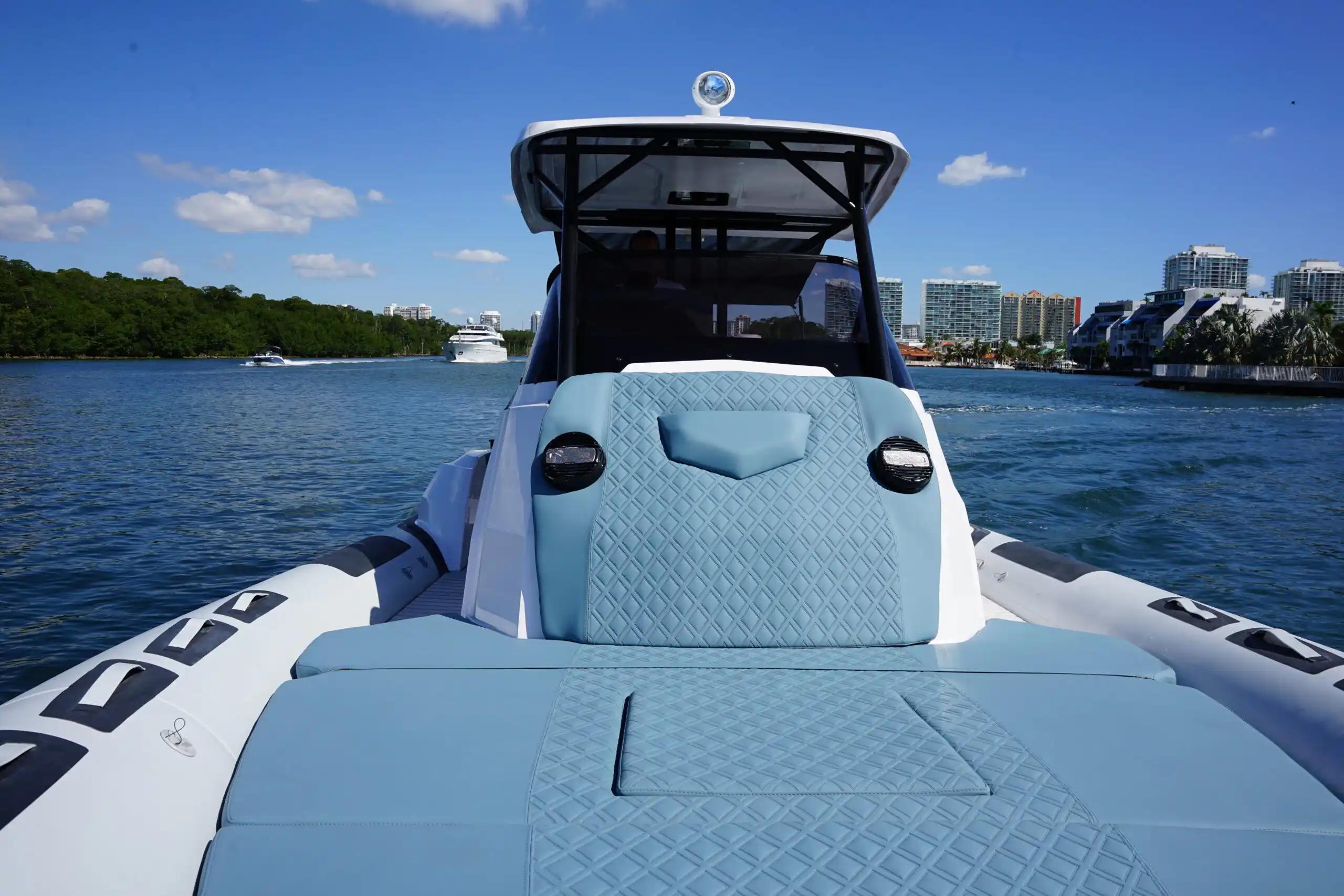 Ranieri International Cayman 38 Executive For Sale