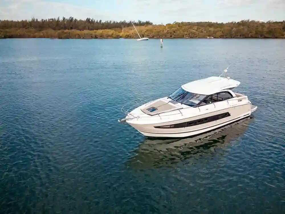 Jeanneau Leader 40 for Sale