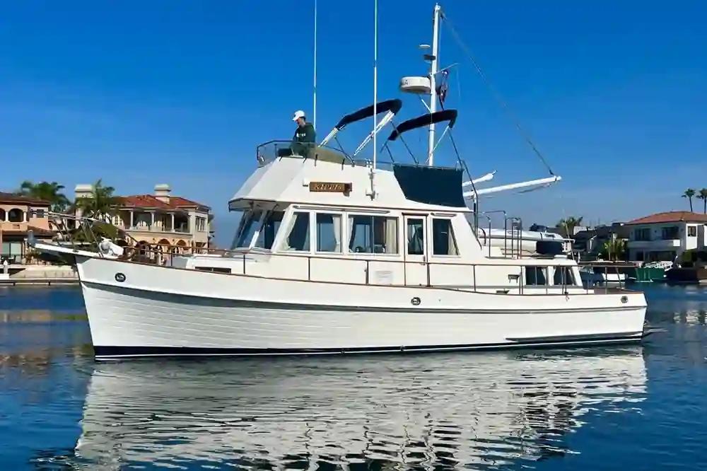 Grand Banks Yachts 36 Classic For Sale