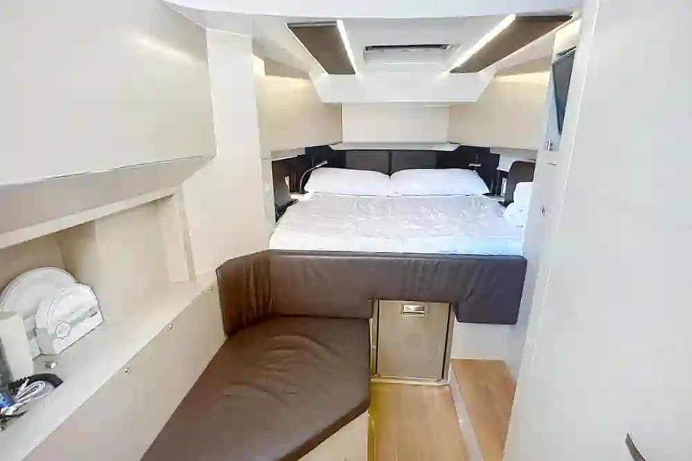 2019 Sacs Rebel 40 zum Verkauf in Miami Beach, Florida Walk-around Boats 5