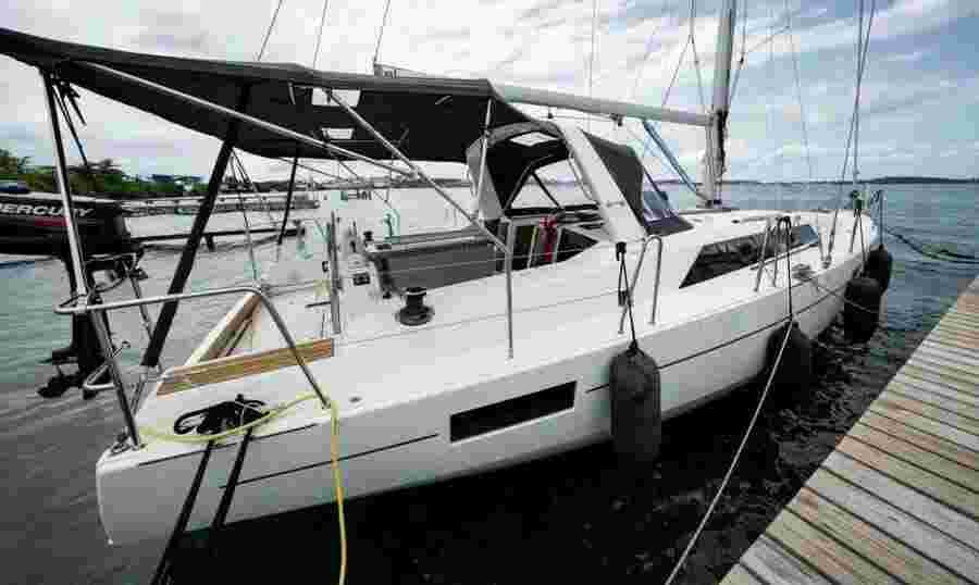 2017 Beneteau Oceanis 41.1