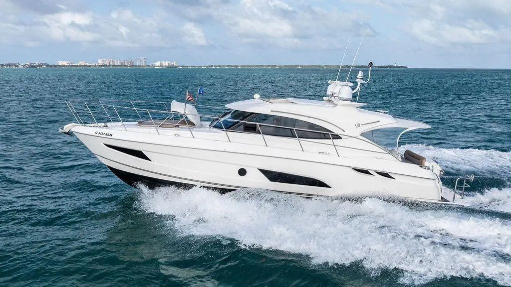 Riviera 4800 Sport Yacht For Sale
