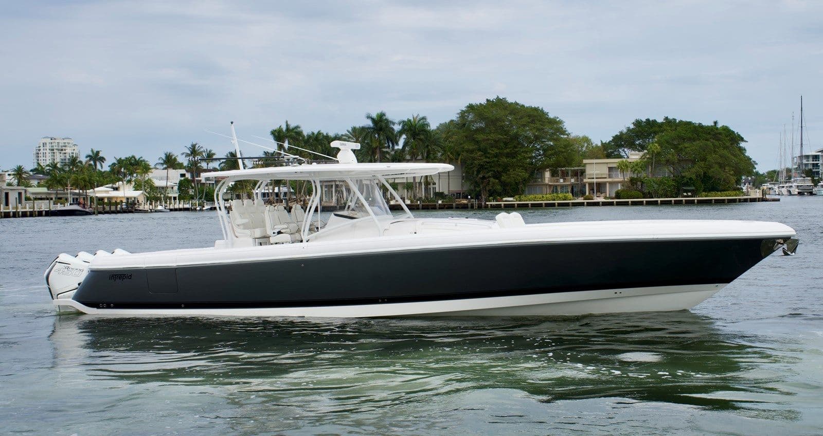 Intrepid Powerboats 475 Panacea for Sale