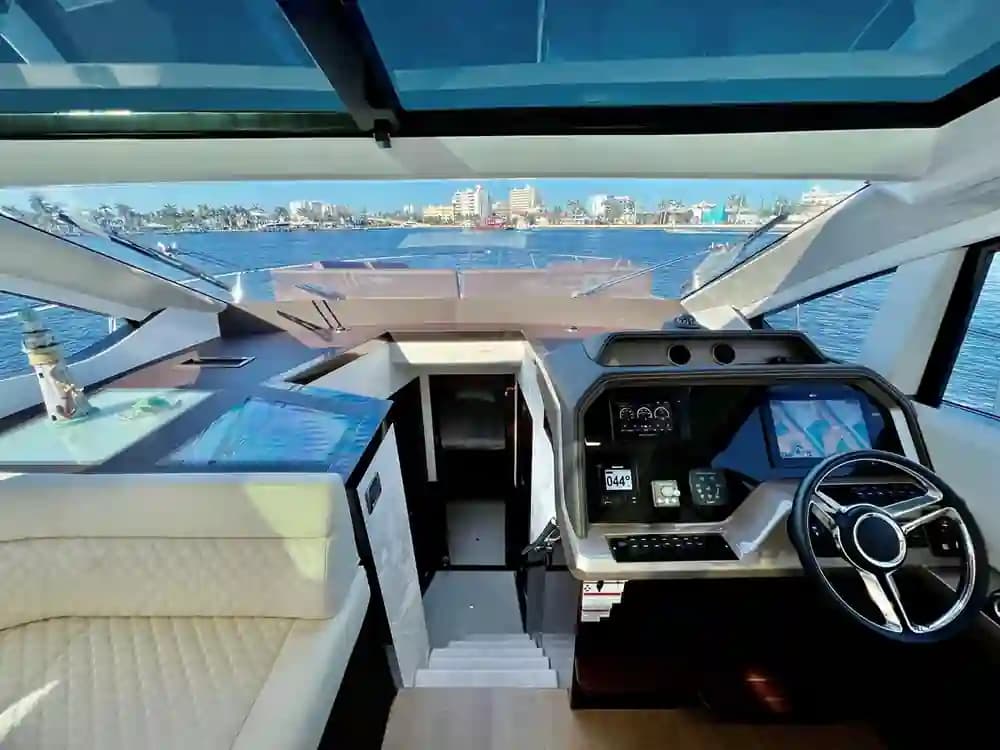 2022 Galeon Yachts 470 Skydeck Sold in Hollywood, Florida Flybridge 4