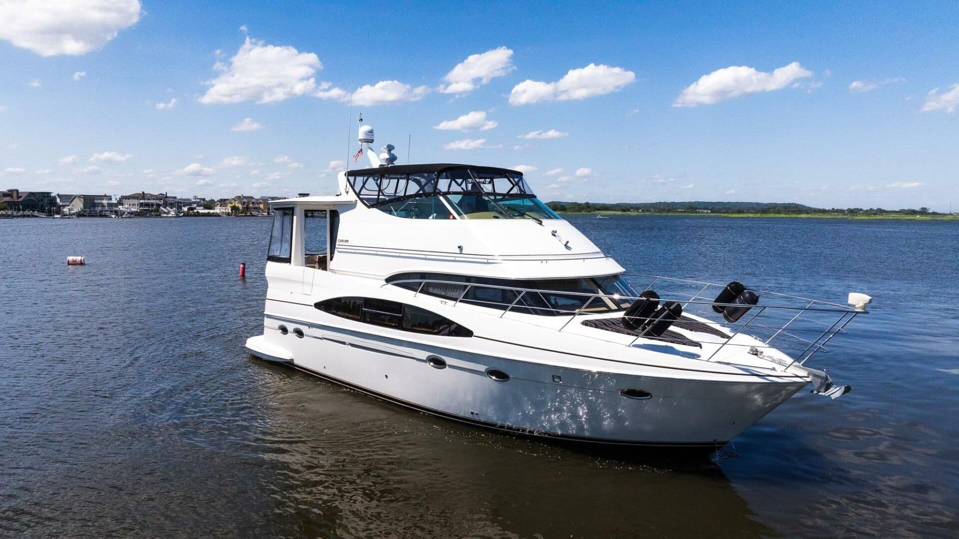 2004 Carver 466 Motor Yacht for Sale in Monmouth Beach, New Jersey Cruiser 3