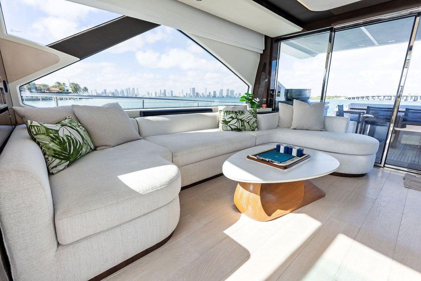 2017 Azimut 77S for Sale in Miami, Florida Flybridge 3