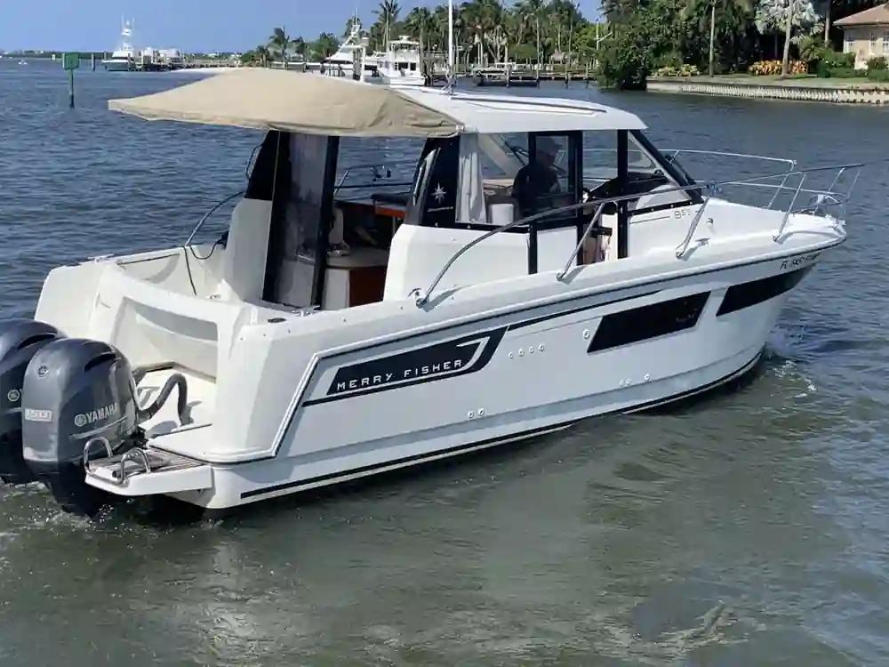 Jeanneau Merry Fisher 855 a la venta