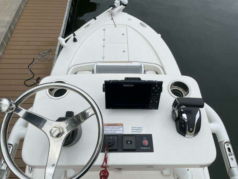 Robalo Cayman 246 SD for Sale