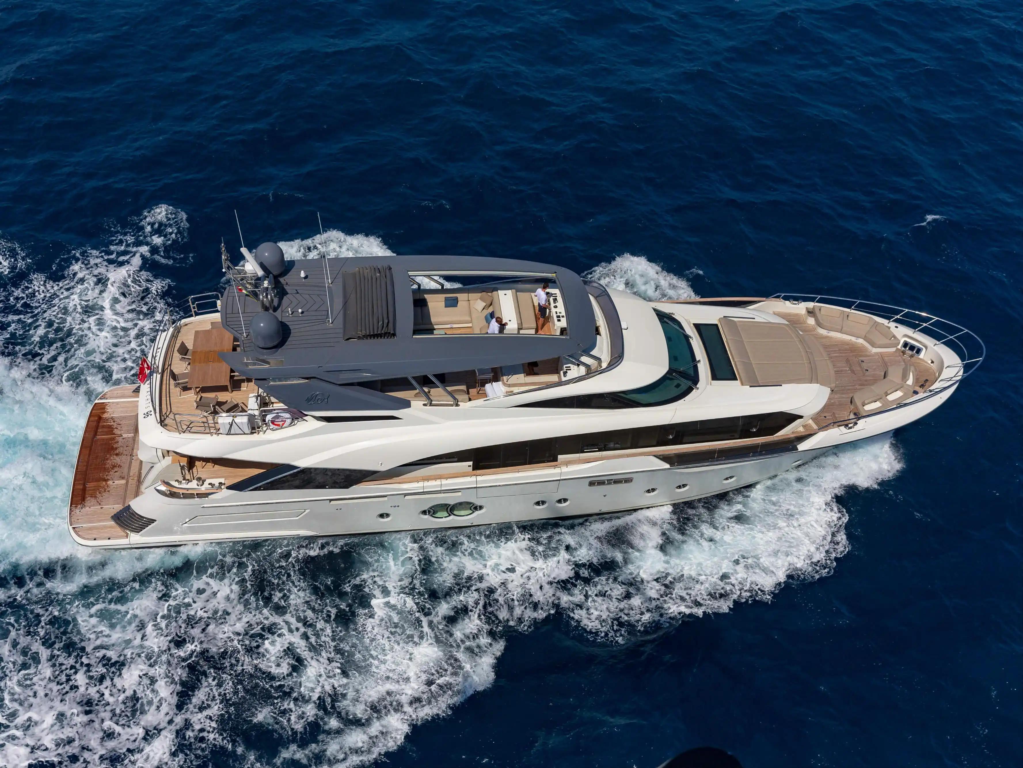 Monte Carlo Yachts MCY 96 te koop