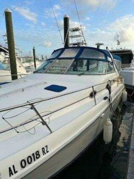 Sea Ray 330 Express Cruiser For Sale