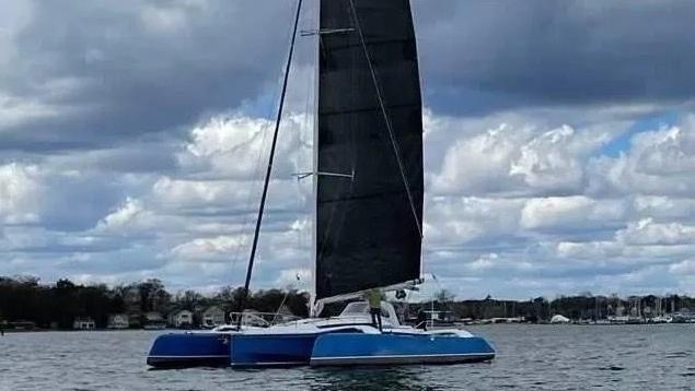 2021 Dragonfly Trimarans 32 Evolution