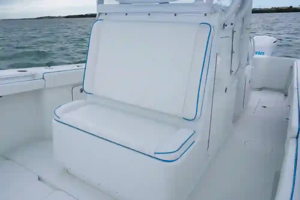 2011 Yellowfin 32 Offshore Sold in Key Largo, Florida Center Console 2