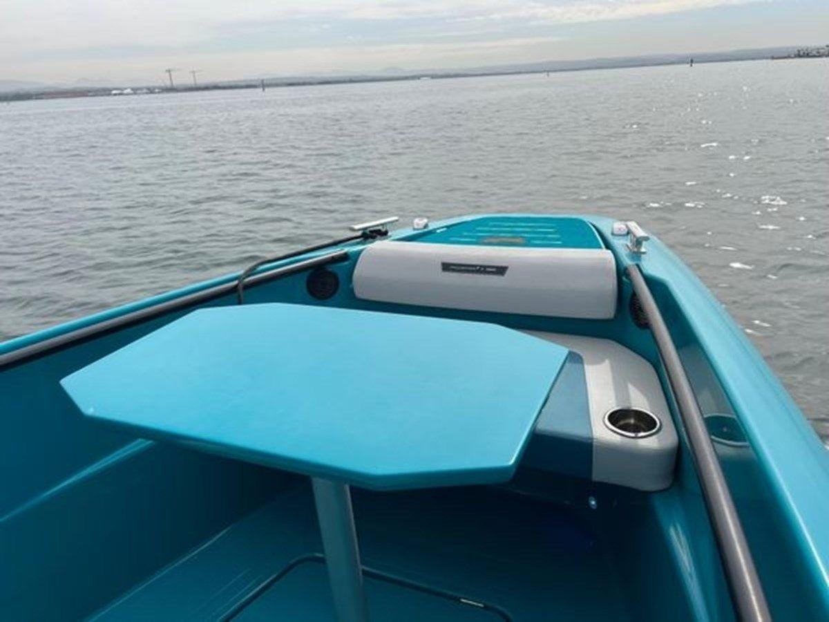 Axopar x Jobe The Revolve XXII For Sale