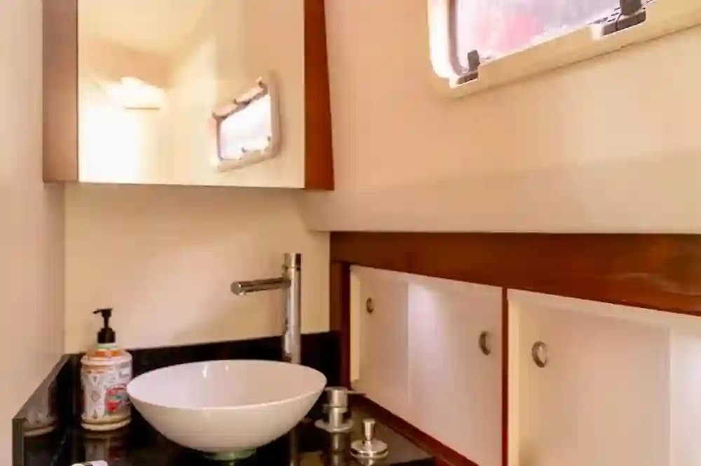 2008 FJORD 40 Open for Sale in Miami Beach, Florida Motor Yacht 5