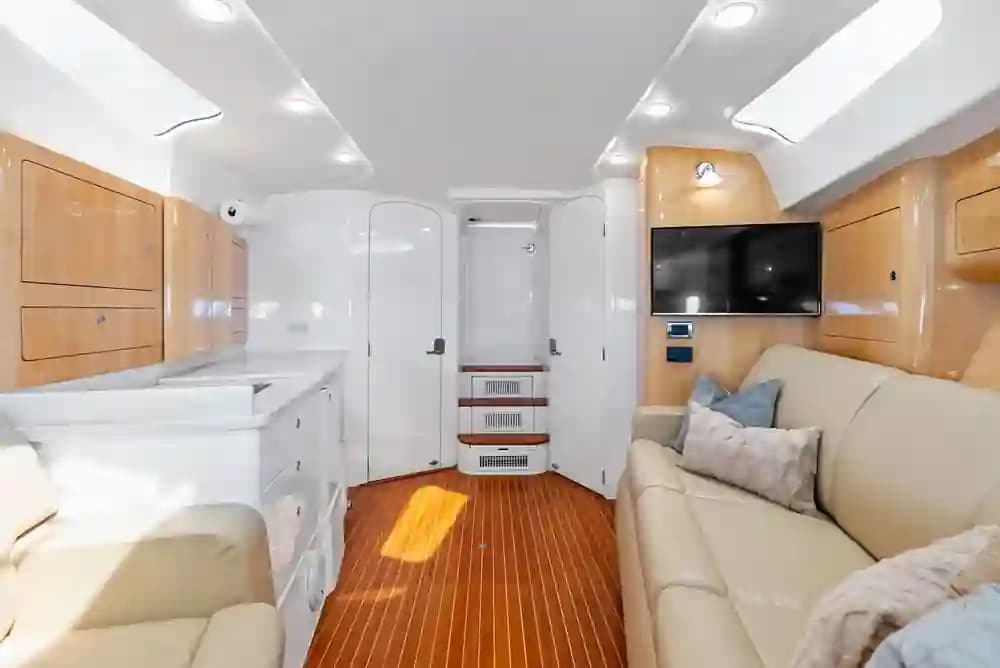 2018 Intrepid Powerboats 430 Sport Yacht for Sale in Coral Gables, Florida Sport Cruiser 2