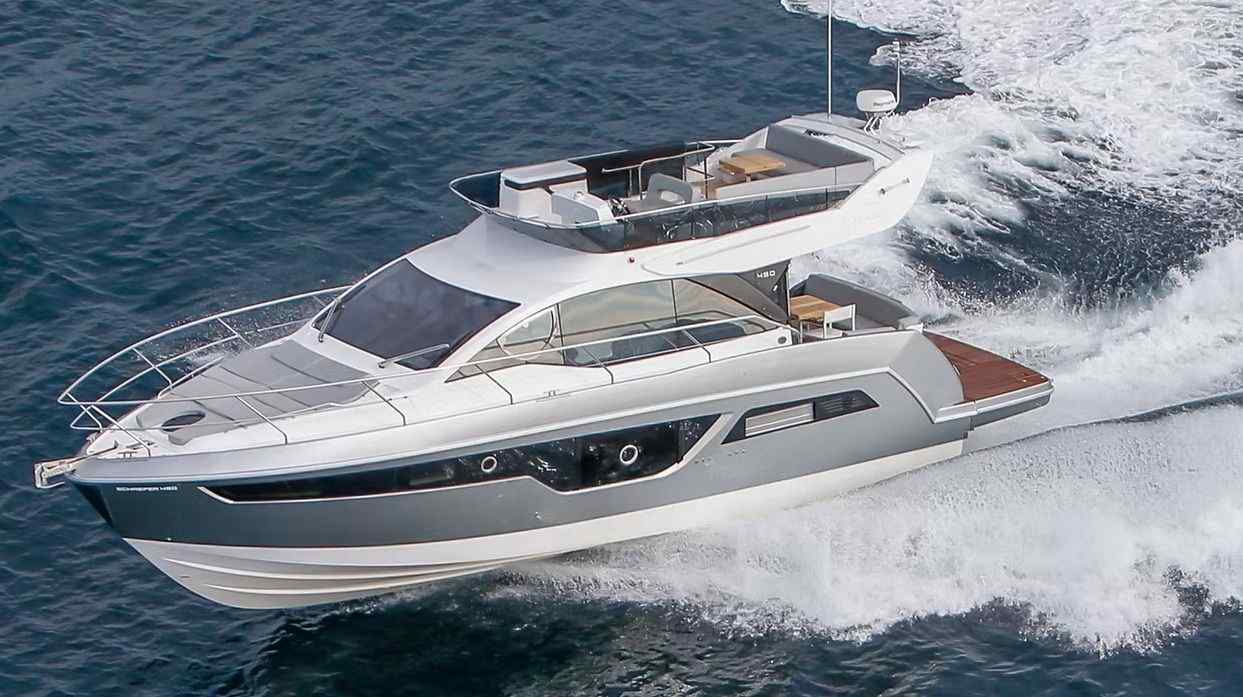 Yacht