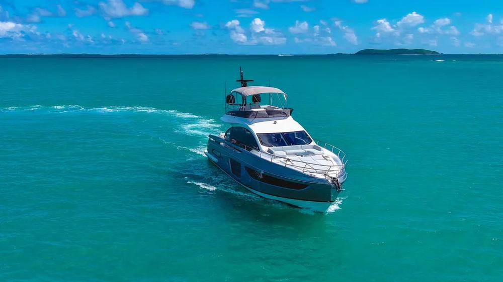 2024-azimut-s7-power-9590255-20241022092328818-1_XLARGE.jpg