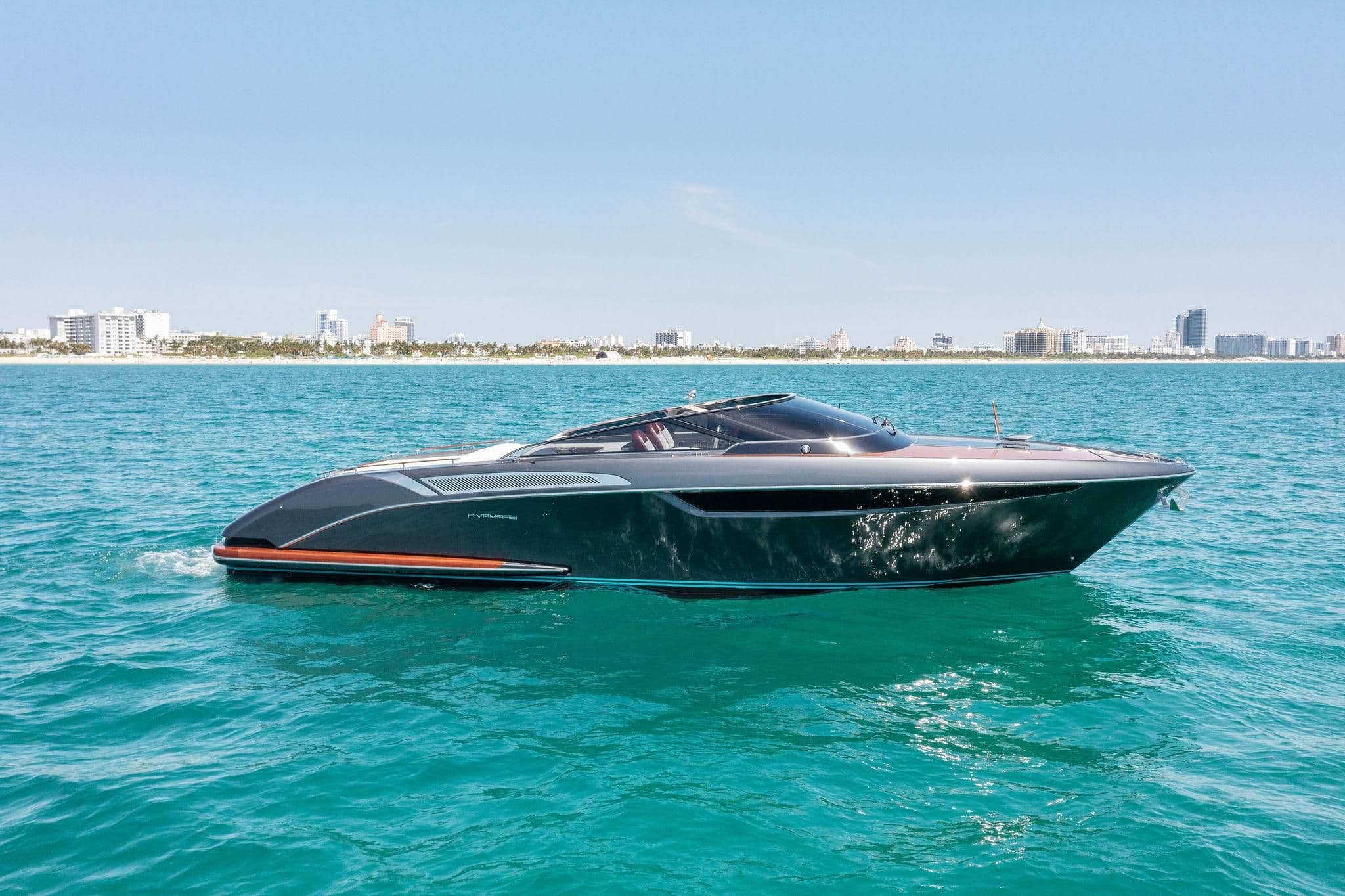 Riva Rivamare 38 for Sale