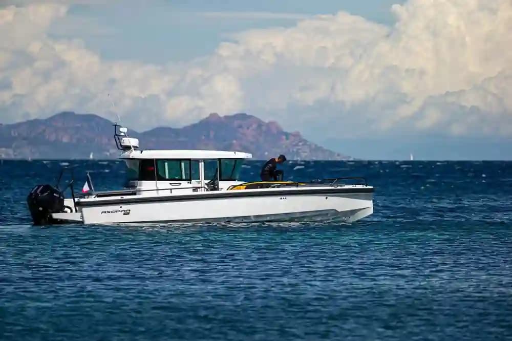 2024 Axopar 28 Cabin Venduto a Seattle, Washington Express Cruiser 5
