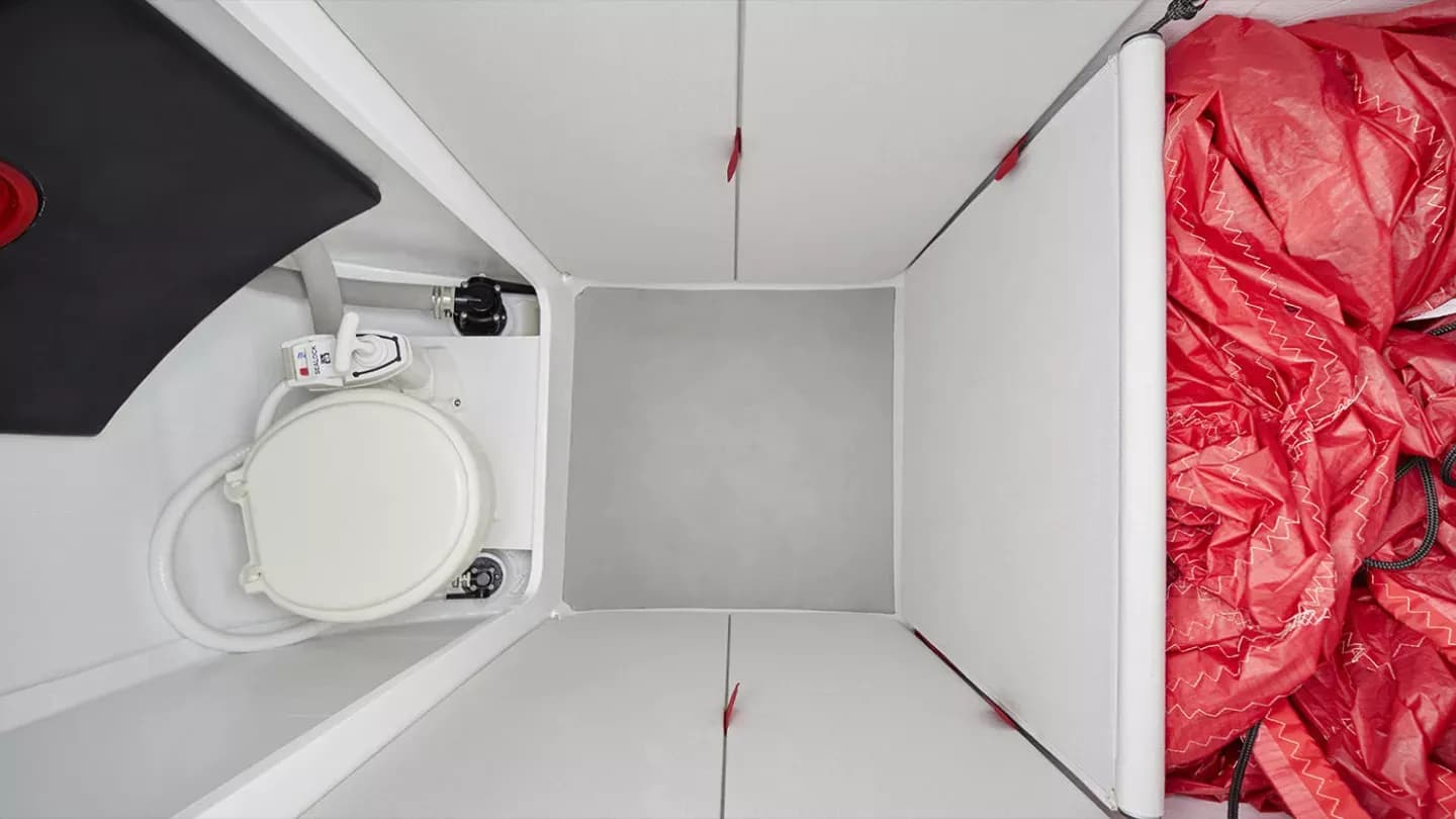 2025 Beneteau First 27 SE for Sale in Geneva, CH Monohull 4