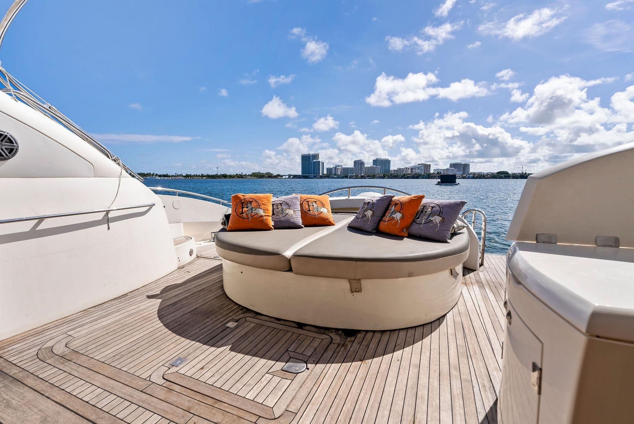2001 Sunseeker Predator 75 te koop in Miami, Florida Motor Yacht 4