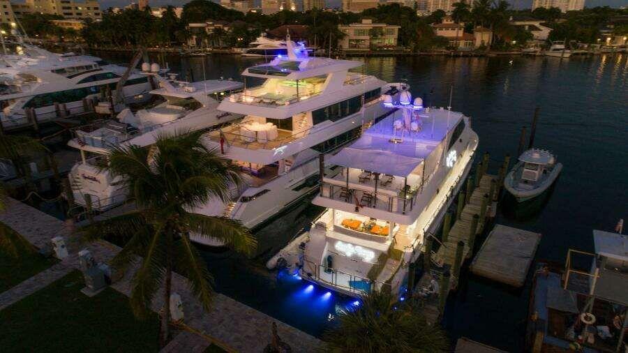 Hargrave 94 Sky Lounge For Sale