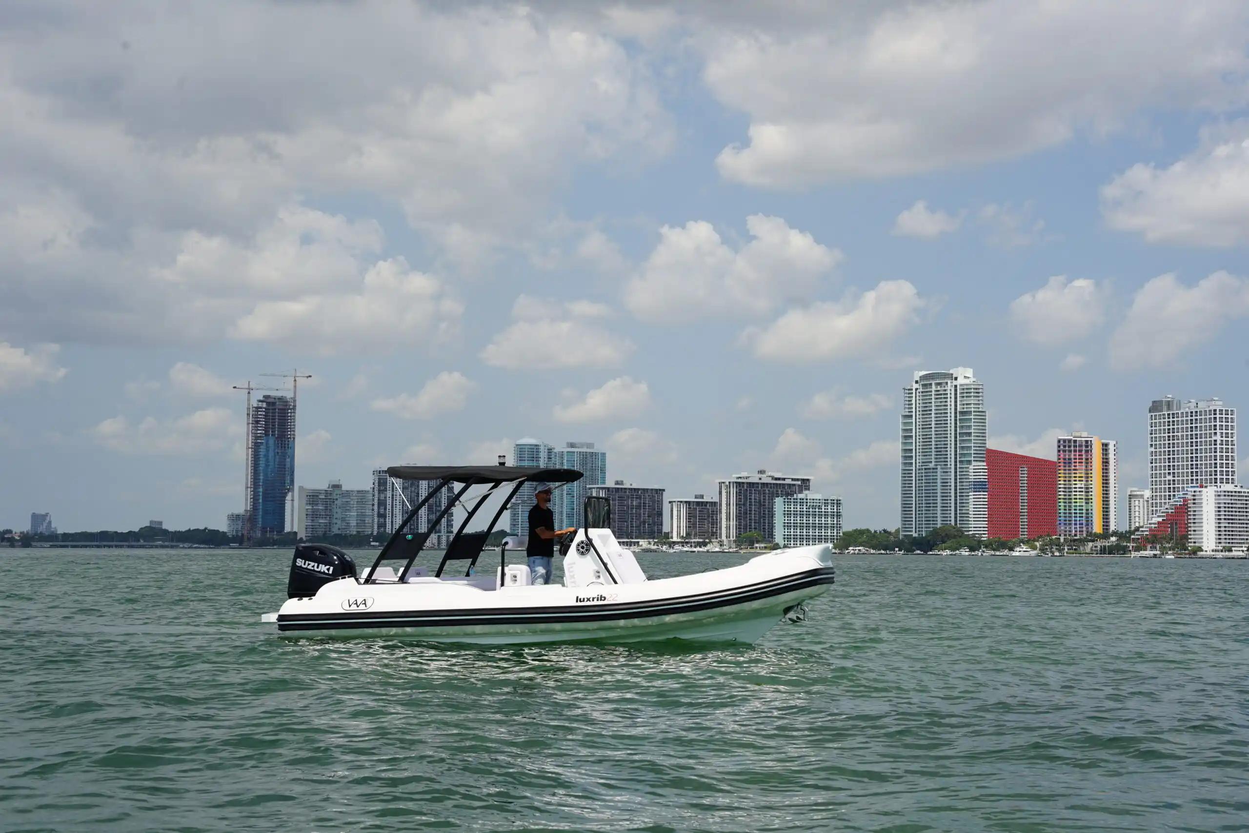 Aqvaboats Luxurib 22 For Sale