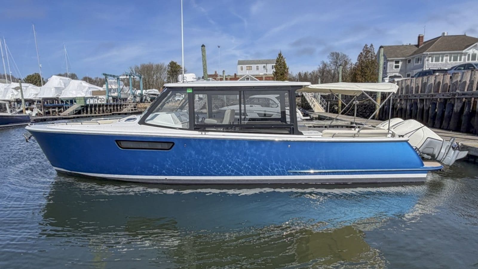 MJM Yachts 3 for Sale