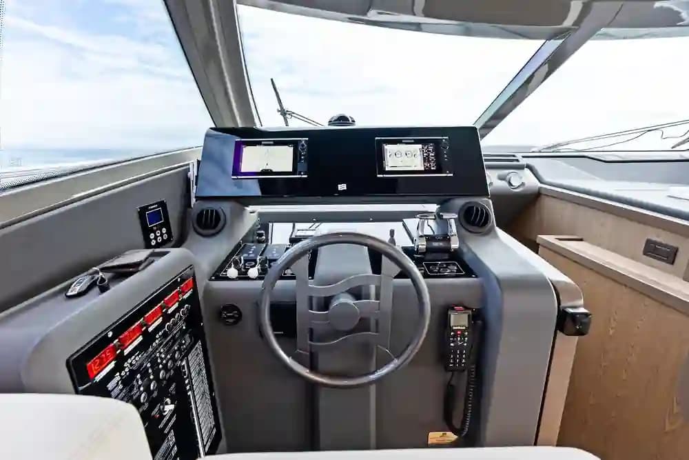 Ferretti Yachts 550 for Sale