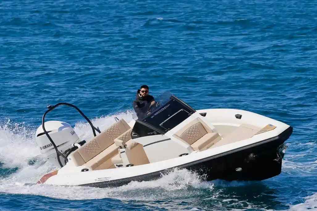 Yacht