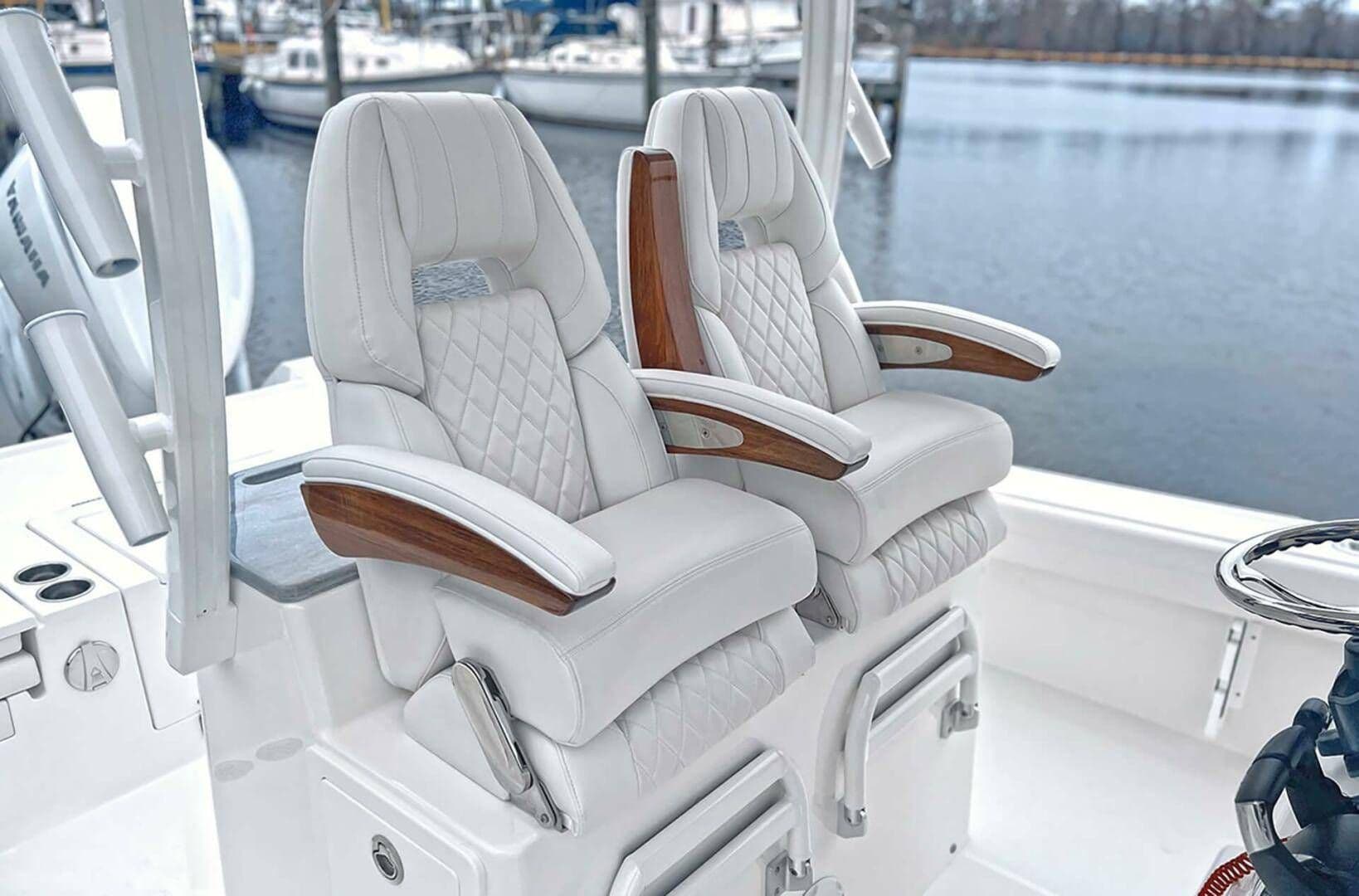2025 Regulator 30XO for Sale in Bonita Springs, Florida Center Console 3
