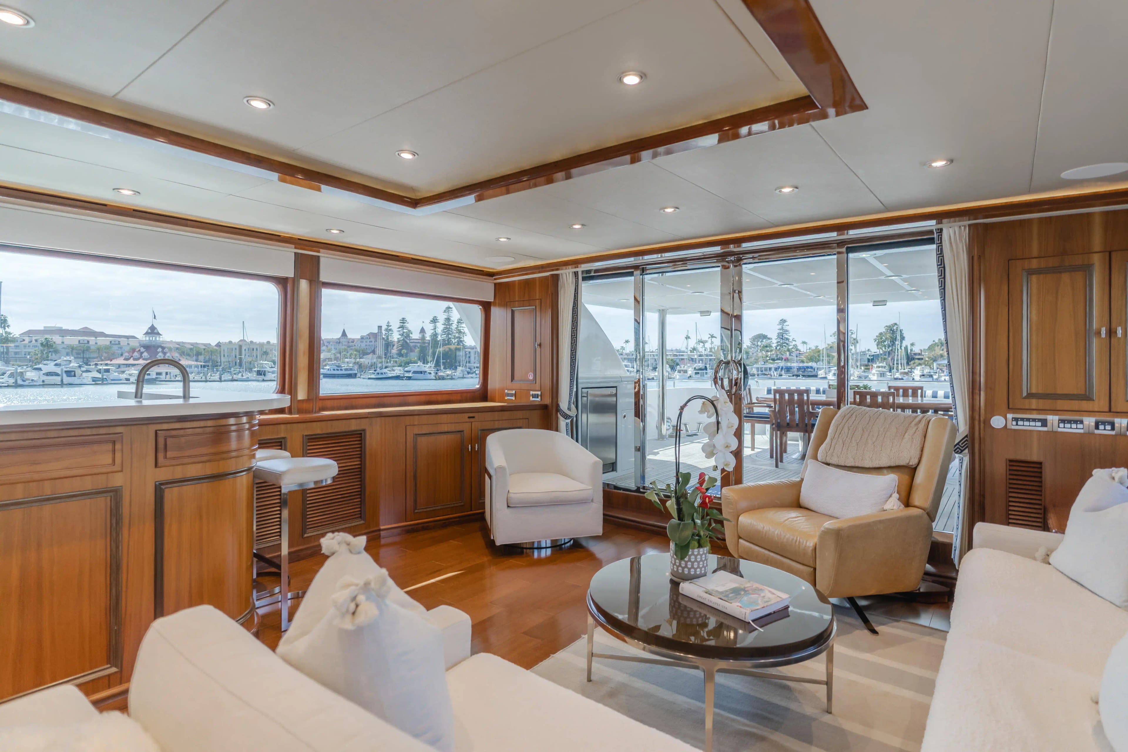 2011 President Yachts 107 for Sale in San Diego, California Motor Yacht 5