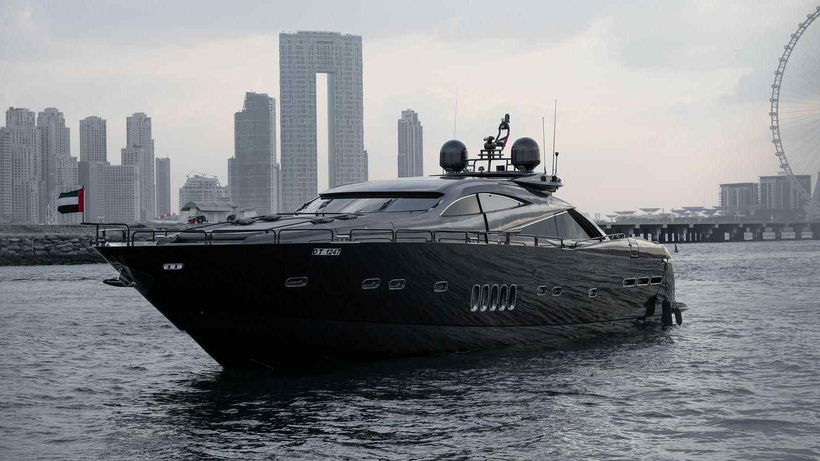 Yacht