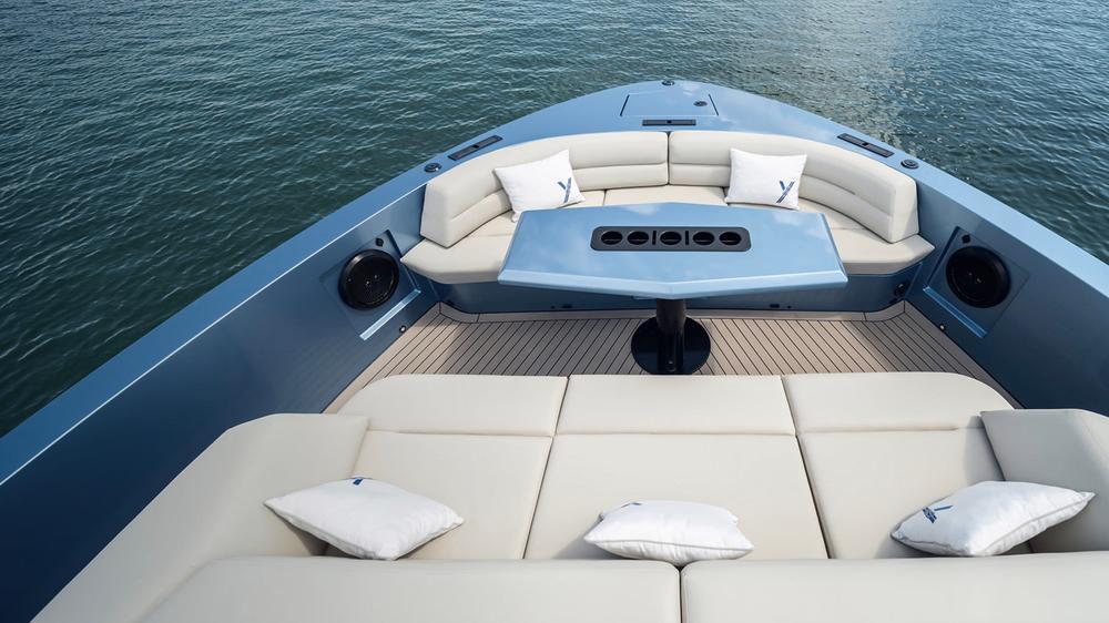 2025 Vanquish Yachts VQ58
