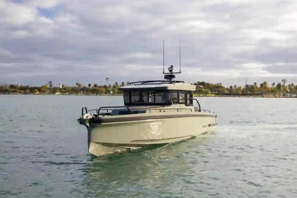 Brabus Marine Shadow 900 XC Cross Cabin For Sale