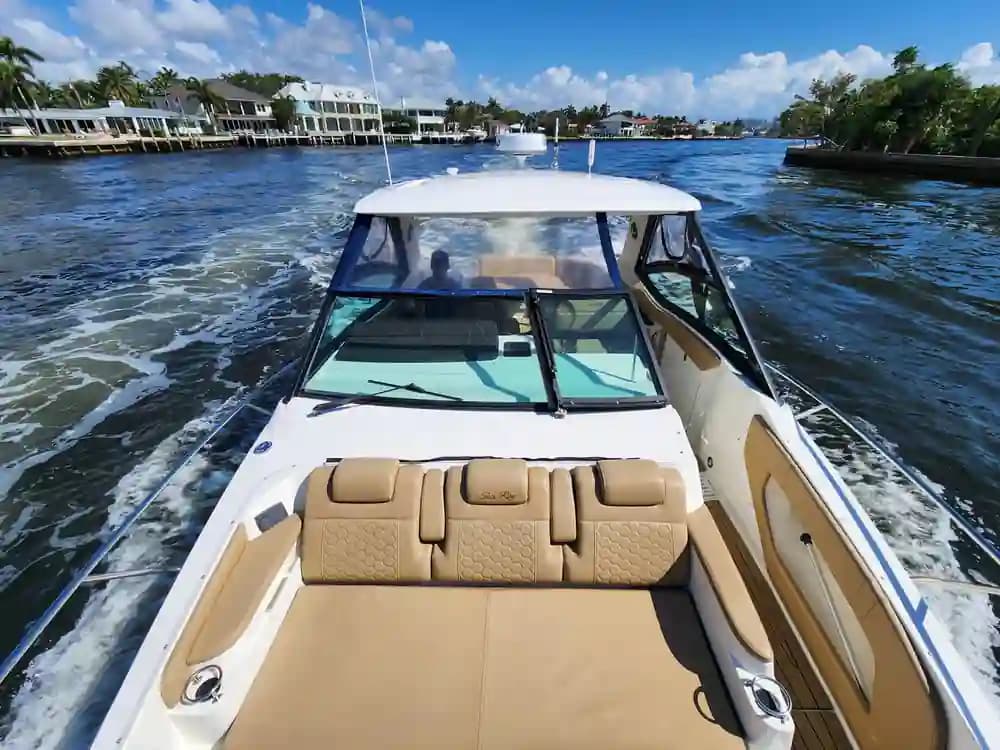 2021 Sea Ray Sundancer 320 for Sale in Fort Lauderdale, Florida Express Cruiser 2