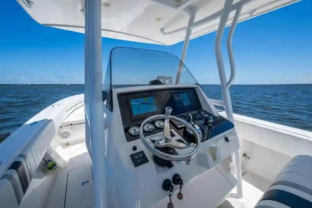 2010 Intrepid Powerboats 323 Open in vendita a Jensen Beach, Florida Center Console 4