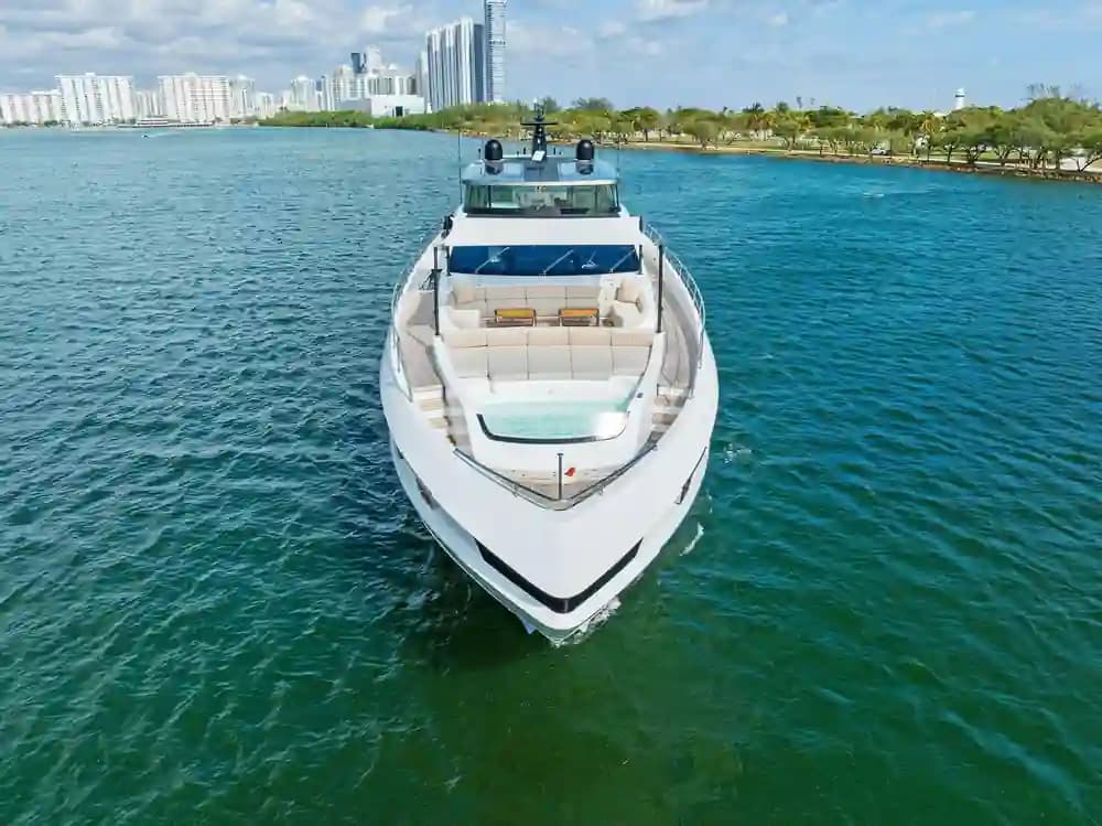 Mangusta Gransport 33 for Sale