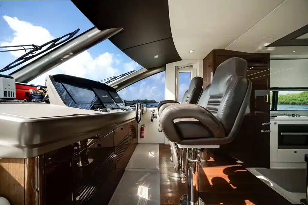 2019 Sunseeker 76 Yacht for Sale in Aventura, Florida Flybridge 3