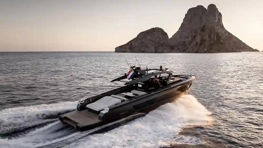 Stratos Dutch Built 50 te koop