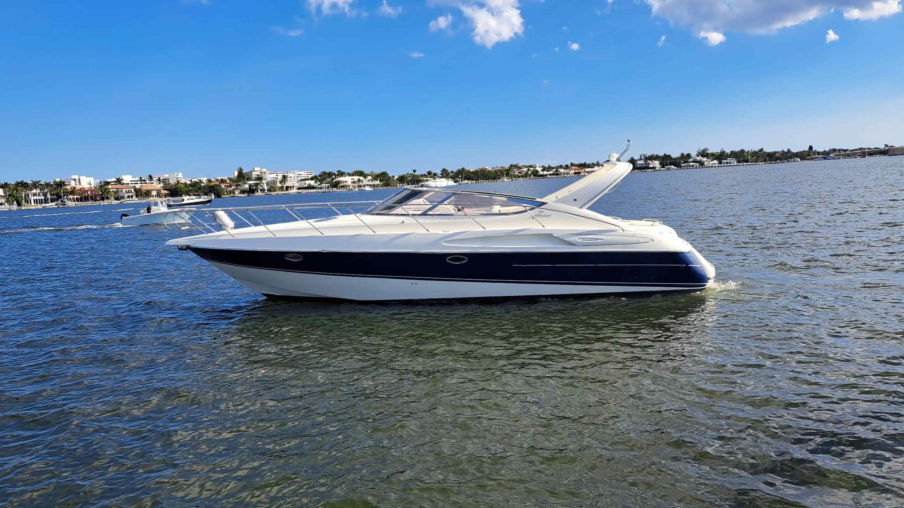 Yacht